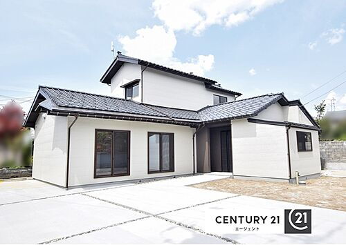 新潟県新発田市本町３丁目 1998万円 5LDK