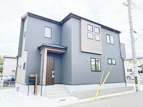 兵庫県三木市志染町西自由が丘２丁目 3090万円 4LDK