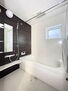 新座市大和田５丁目　新築　全３棟 一日の疲れを癒すバスルームは浴室乾燥機付きでいつでも快適バスタイム