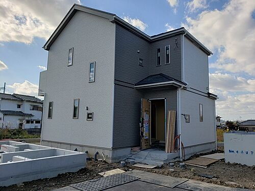 兵庫県三木市岩宮 2590万円 3LDK