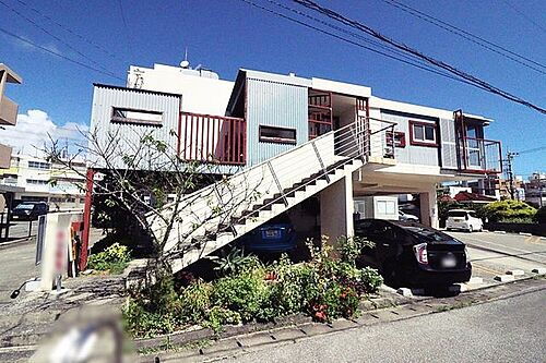 沖縄県中頭郡中城村字南上原 9480万円