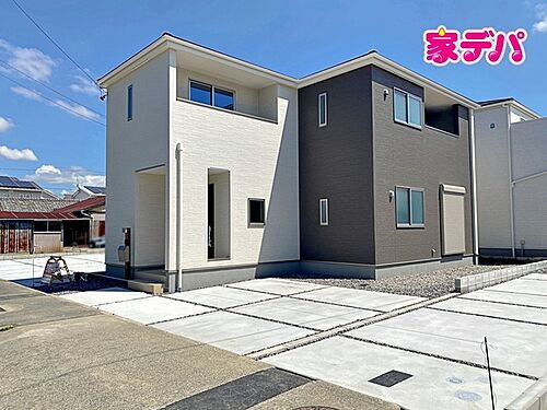 愛知県豊川市弥生町１丁目 2790万円 4LDK