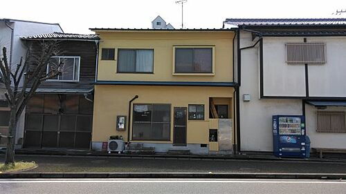 愛媛県松山市三津２丁目 850万円