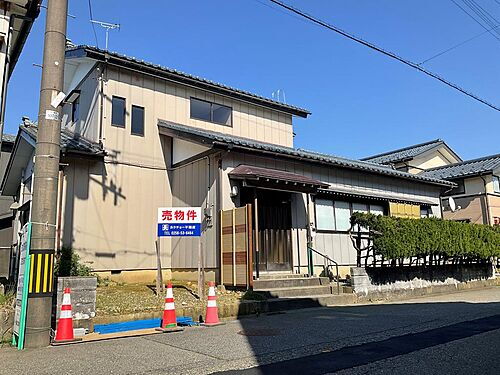 新潟県見附市本所１丁目 980万円