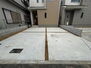 奈良市南京終町４丁目　新築一戸建て　３号棟 並列駐車2台可能です！やっぱり並列駐車は便利ですね！