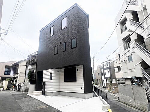 東京都北区滝野川７丁目 9900万円