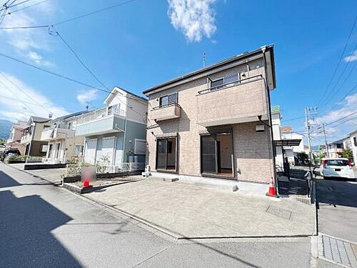 神奈川県南足柄市和田河原 1798万円 4LDK