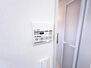 笠松町米野２３ー１期４棟　１号棟 24時間換気機能付き、天候を気にせず洗濯物を乾かせる浴室乾燥付きです。