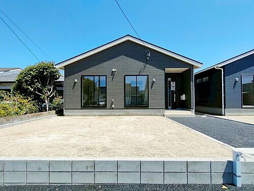 宮崎県都城市一万城町 2288万円 4SLDK