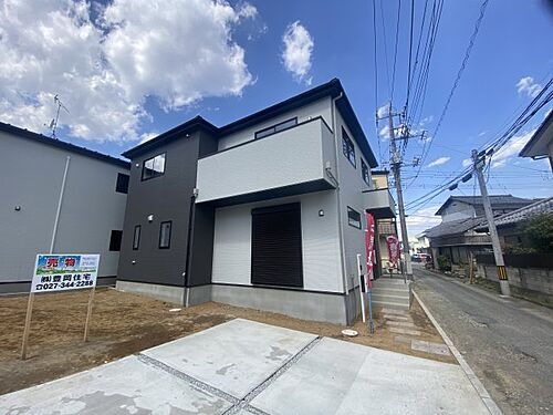 群馬県高崎市中豊岡町 2698万円 4LDK