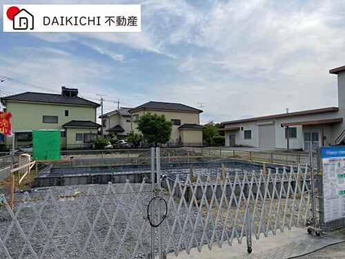 埼玉県児玉郡上里町大字勅使河原 2740万円 4LDK