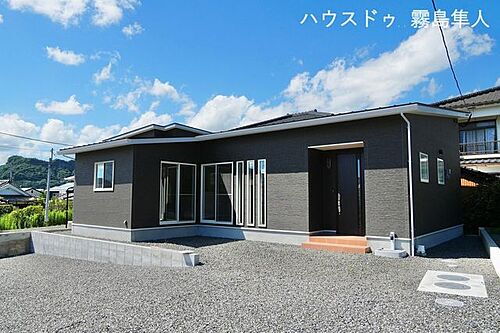 鹿児島県霧島市国分清水１丁目 2298万円
