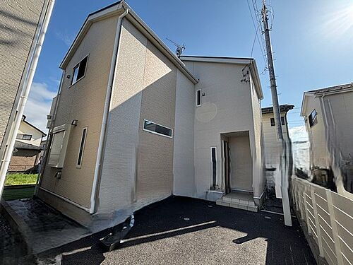 神奈川県愛甲郡愛川町中津 1880万円