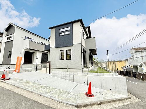 神奈川県横浜市金沢区釜利谷西１丁目 5780万円 4LDK