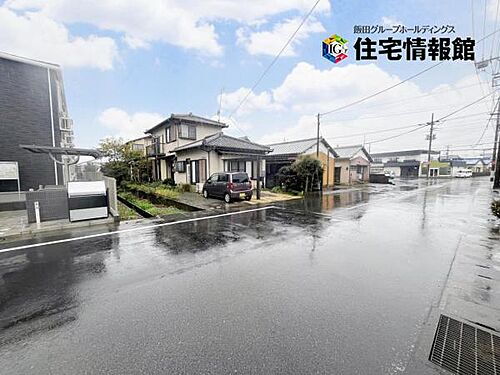 静岡県沼津市下香貫藤井原 860万円