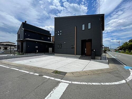 群馬県高崎市東貝沢町２丁目 中古住宅