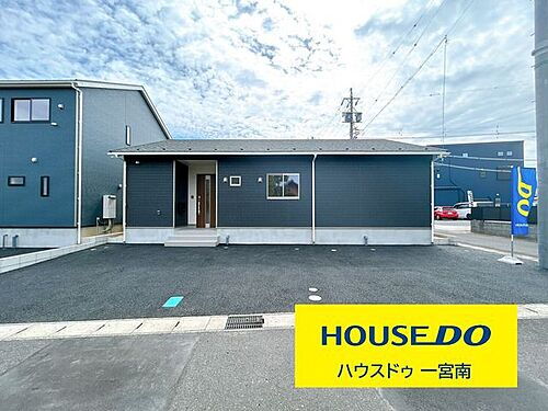 愛知県稲沢市平和町西光坊大門北 2190万円 4LDK