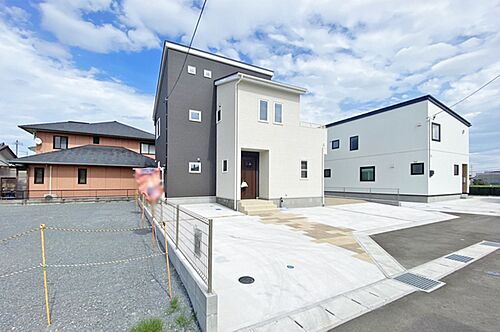 宮城県亘理郡亘理町字狐塚 2920万円 4LDK