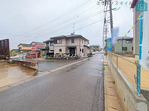 愛知県豊田市鴛鴨町中高根 4599万円 3SLDK