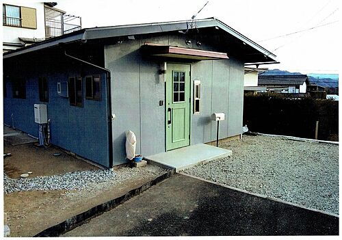 長野県北佐久郡御代田町大字塩野 1800万円
