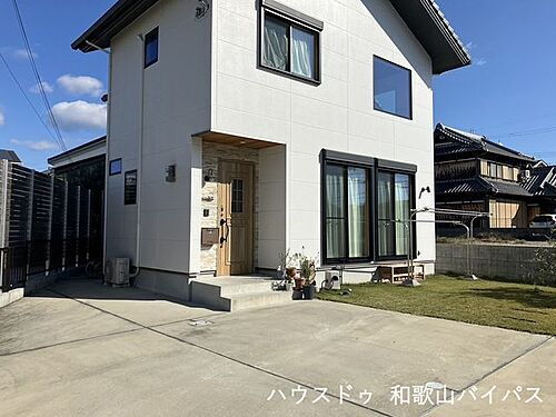 和歌山県岩出市曽屋 2700万円