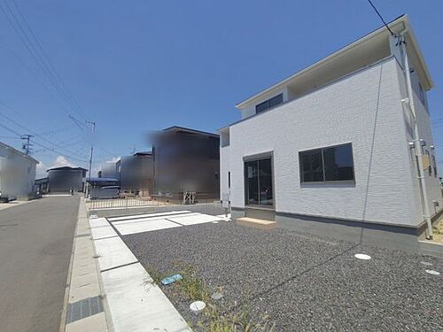 三重県鈴鹿市池田町 2180万円 4LDK