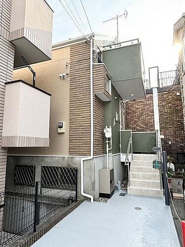 東京都世田谷区弦巻５丁目 6399万円