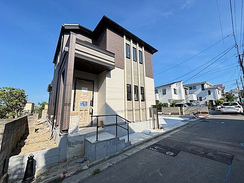 神奈川県横浜市金沢区六浦東3丁目 5380万円 4LDK