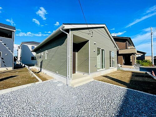 群馬県邑楽郡大泉町大字寄木戸 1999万円 4LDK