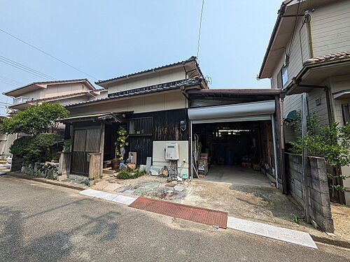 愛媛県松山市勝岡町 中古住宅