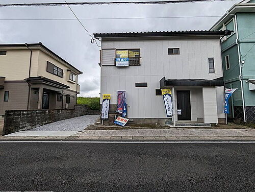 宮崎県宮崎市出来島町 1998万円 4LDK