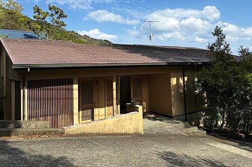 神奈川県足柄下郡湯河原町宮上 12800万円