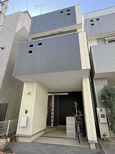 東京都新宿区荒木町 中古住宅