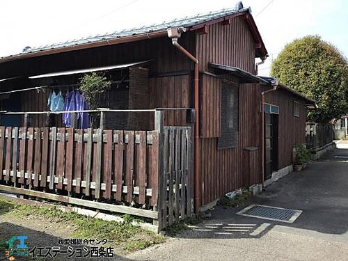 愛媛県新居浜市東雲町２丁目 中古住宅