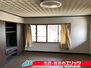 彦根市川瀬馬場町　～和風建築～ 【洋室】2階洋室10帖の広々とした寝室です。