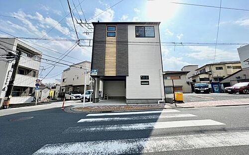 神奈川県横浜市西区西戸部町２丁目 4780万円 4LDK