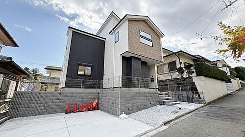 神奈川県横浜市金沢区釜利谷西２丁目 5399万円 3SLDK