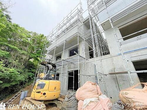 神奈川県川崎市高津区久地１丁目 8980万円 4SLDK