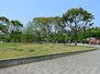 本郷台中央公園　1100m　遊具はあまり多くないですが芝生がきれいに手入れされた気持ちの良い公園です。 