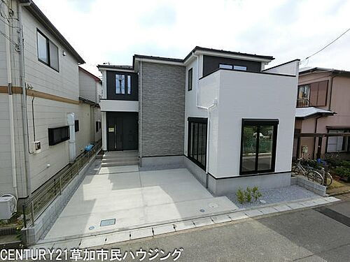 埼玉県草加市瀬崎５丁目 5288万円 4LDK