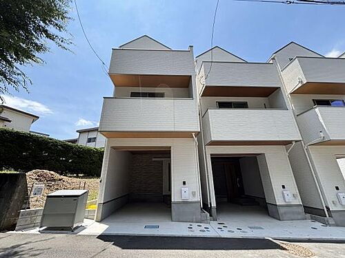 神奈川県川崎市宮前区平4丁目 3780万円 2SLDK