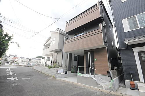 埼玉県富士見市鶴馬３丁目 3290万円 2SLDK