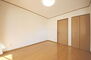 朝倉町２丁目　３ＬＤＫ　中古住宅 洋室南側6.3帖　３ＬＤＫと、個室も確保出来そうです。　