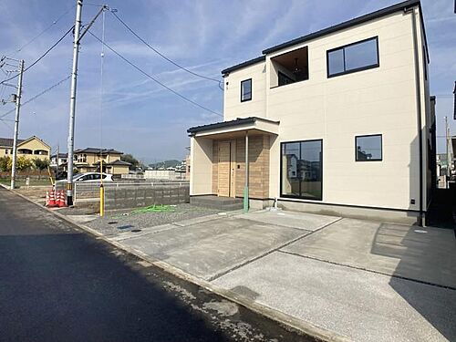 愛媛県松山市空港通５丁目 3090万円 3LDK