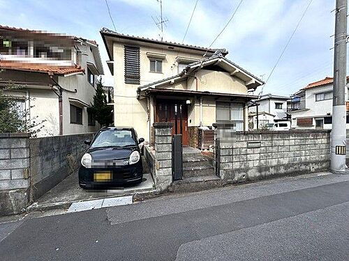 愛媛県松山市みどりケ丘 890万円