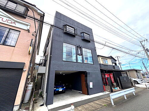 埼玉県吉川市栄町 3980万円