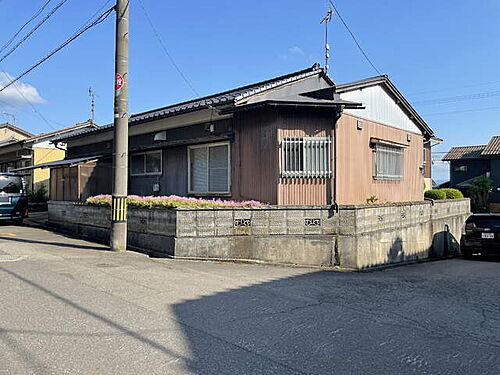 福井県福井市冬野町 680万円