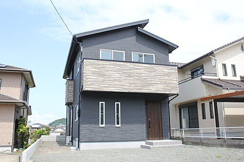 長崎県佐世保市天神町 2799.8万円 4SLDK