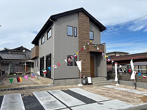 茨城県日立市東金沢町5丁目 2399万円 4LDK