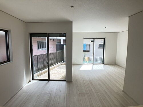 埼玉県春日部市南中曽根 中古住宅